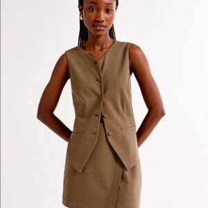 Abercrombie Tailored Vest in Brown Plaid